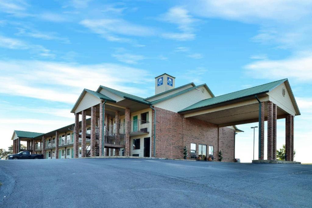 Hotel Ozark Zewnętrze zdjęcie